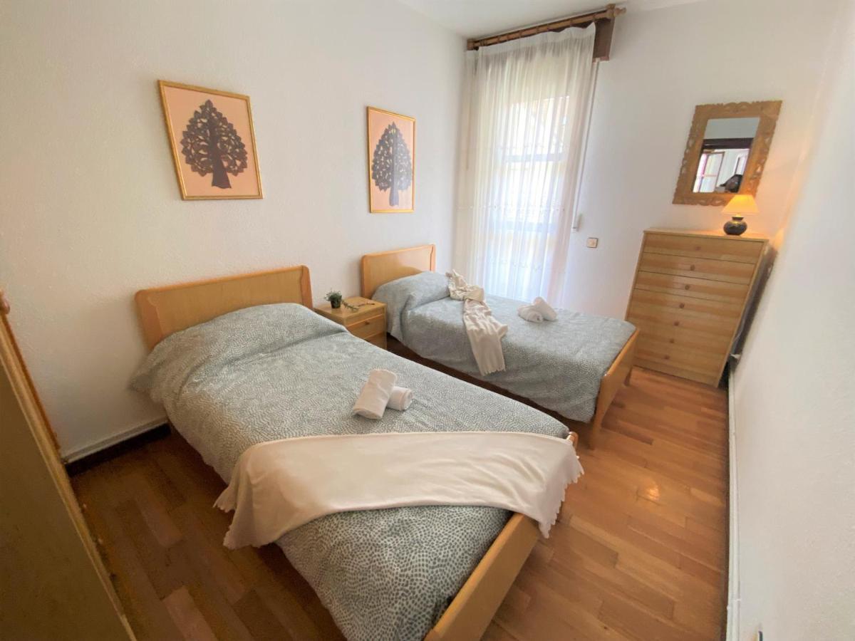 Apartamento Playas De Quejo Isla Plana Екстериор снимка